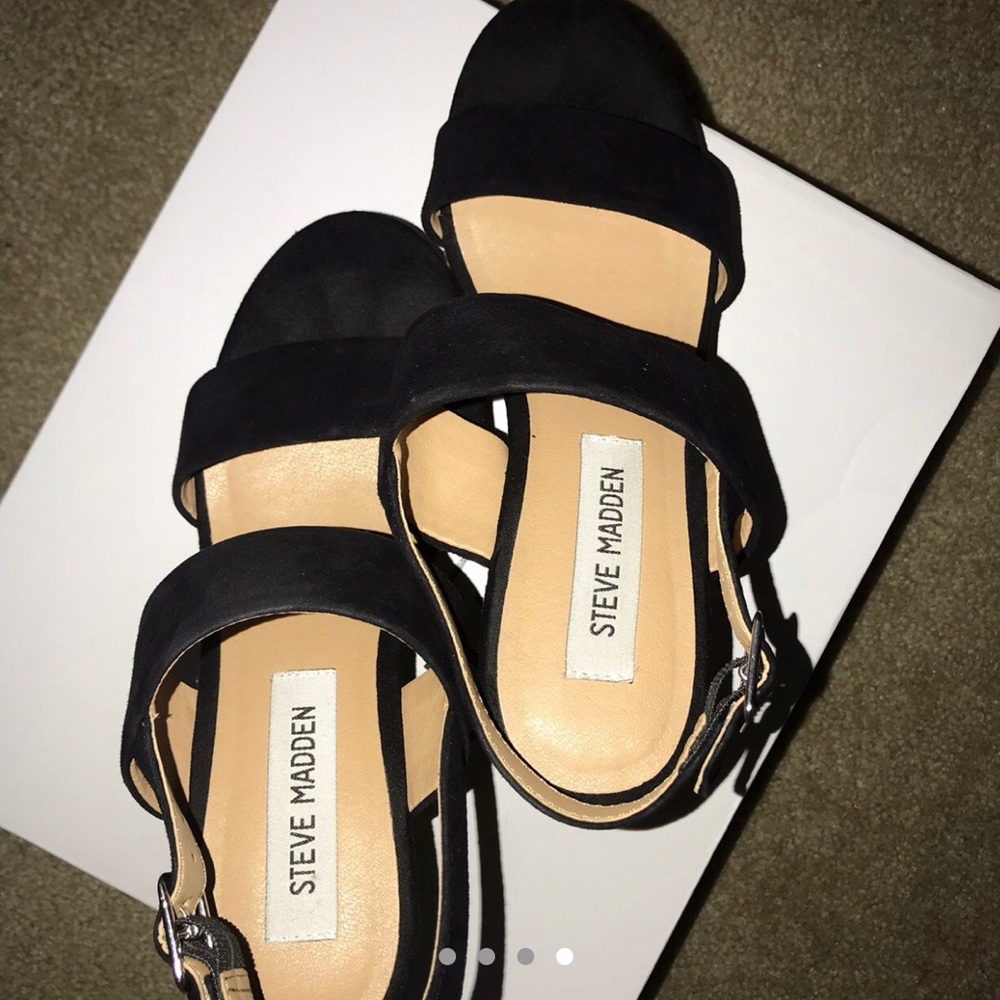 New Steve Madden black suede double strap wedges - Picture 4 of 4